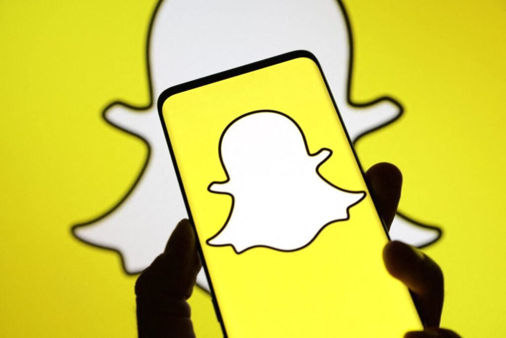 Snapchat bans AI-generated content from earning in bid to encourage real creators