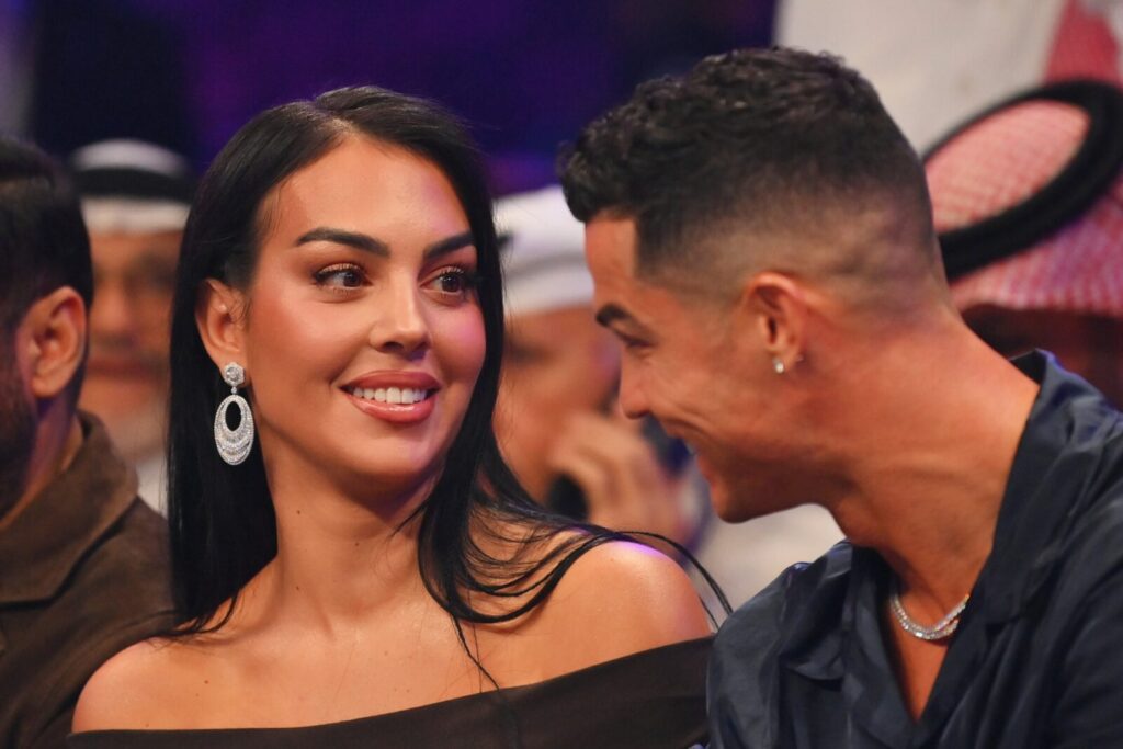 Cristiano Ronaldo’s fiancée Georgina Rodríguez jabs body-shamers: ‘I love my curves’