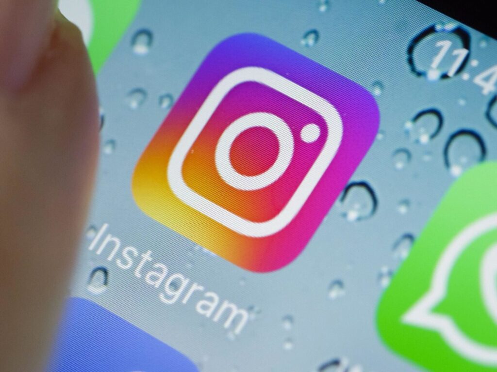 Instagram releases feature that lets creators add tagged posts to profile grid