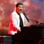 Lionel Richie hospitalized in ICU after concert